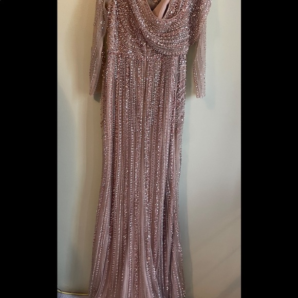 Formal Dress - Picture 2 of 4